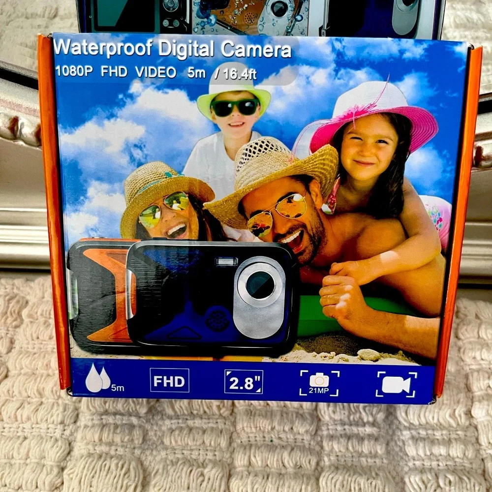 Waterproof Digital Camera with 2.8